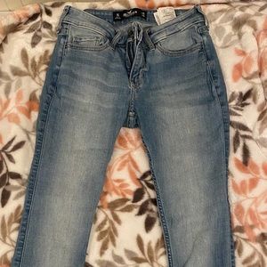 Hollister skinny jeans